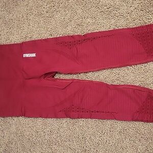 Gymshark Energy Seamless Capri Length Leggings size xs Berry Red